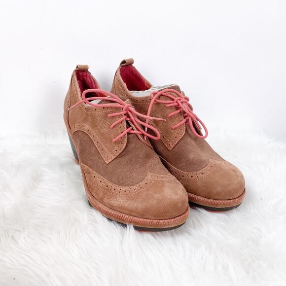 Jambu Tan and Pink Heeled Shoes - Picture 1 of 8